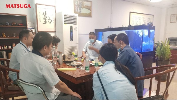 小臺燈開模注塑一站式解決方案，讓您注塑路上少踩坑